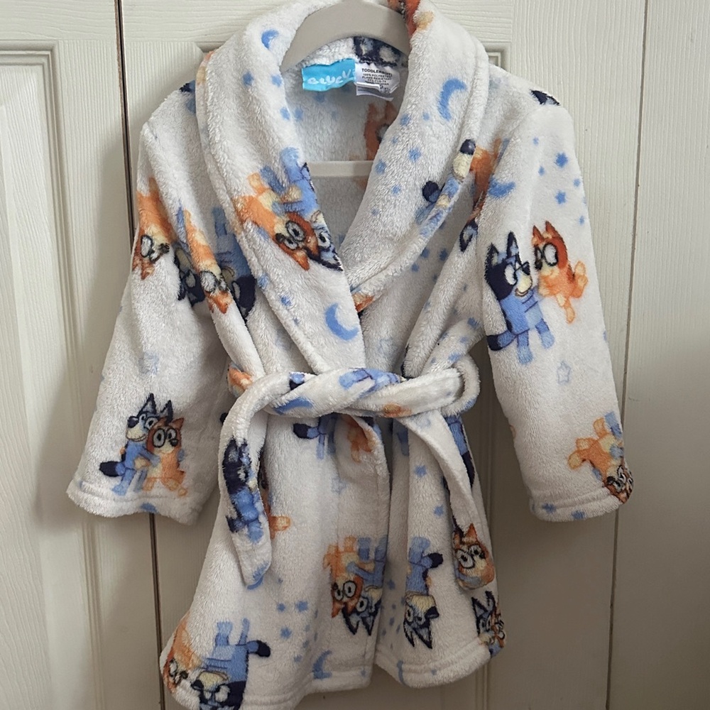 Bluey robe for toddlers